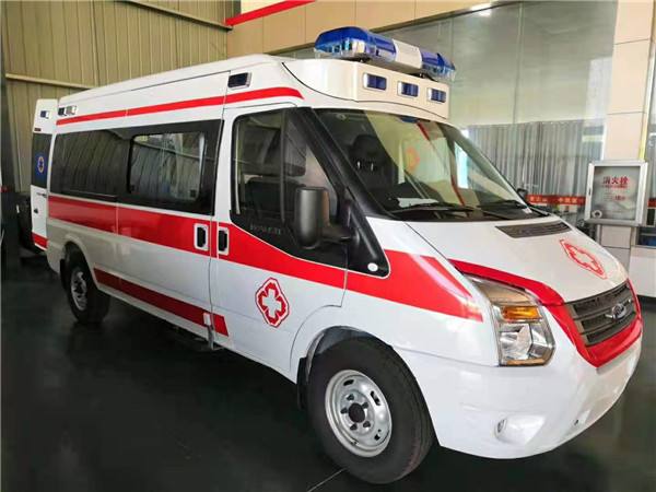 开阳县福特V362救护车